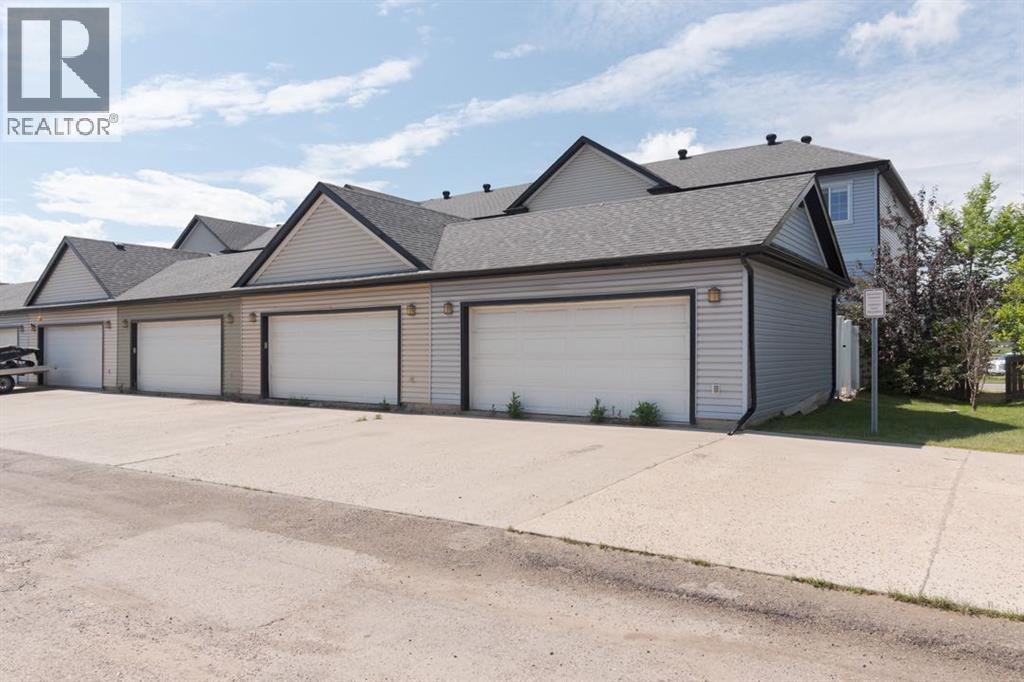 Photo 42 of 9 300 Sparrow Hawk Drive, Fort Mcmurray AB