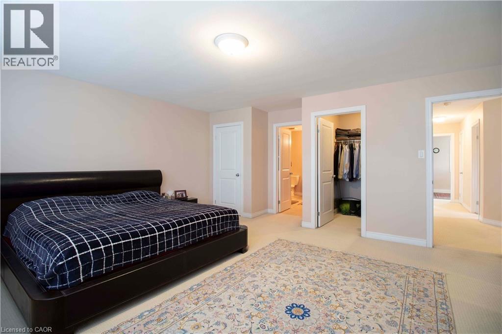 Photo 27 of 441 Stonehenge Drive Unit 30, Ancaster ON