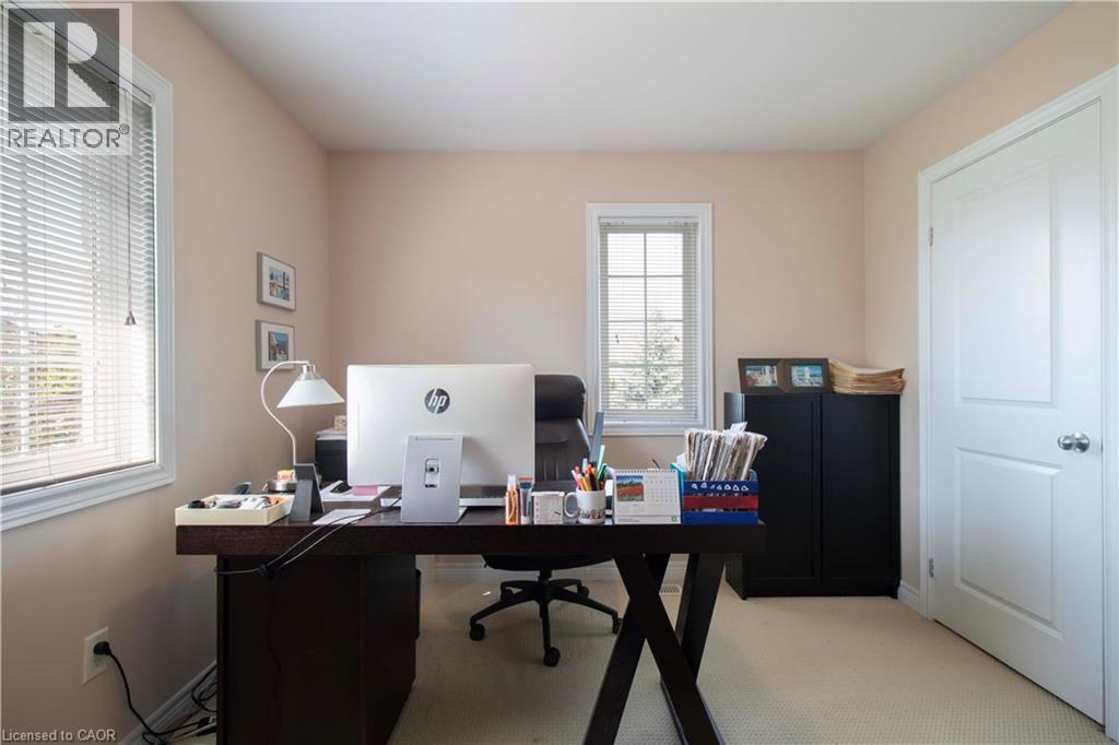 Photo 36 of 441 Stonehenge Drive Unit 30, Ancaster ON