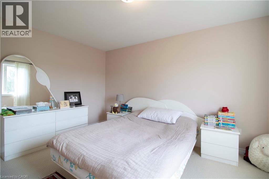 Photo 40 of 441 Stonehenge Drive Unit 30, Ancaster ON