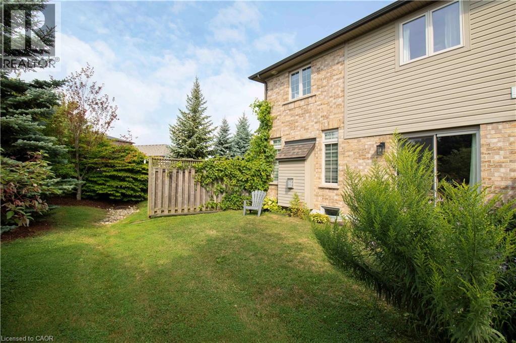 Photo 50 of 441 Stonehenge Drive Unit 30, Ancaster ON