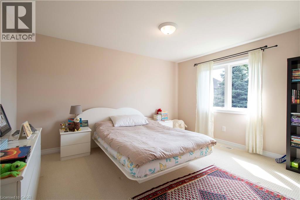 Photo 38 of 441 Stonehenge Drive Unit 30, Ancaster ON