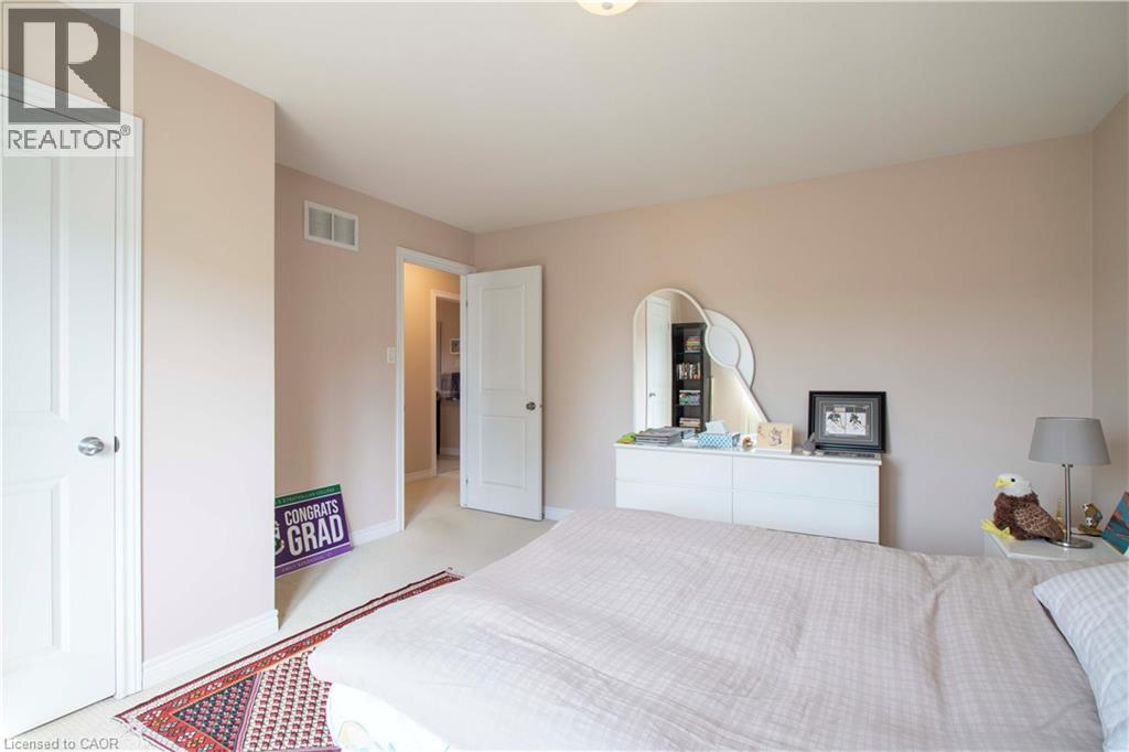 Photo 41 of 441 Stonehenge Drive Unit 30, Ancaster ON
