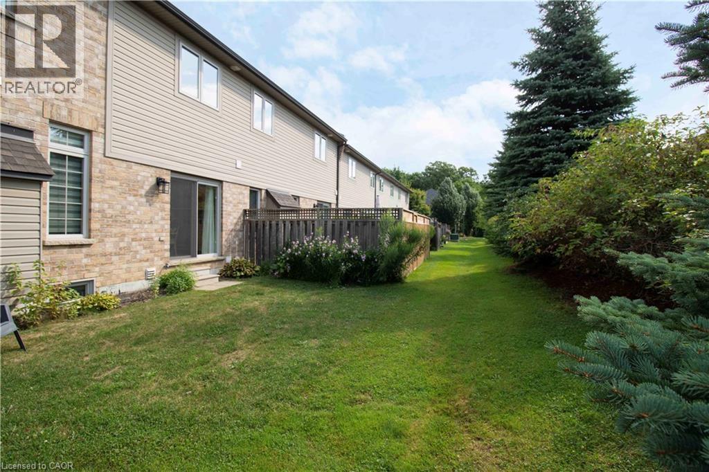Photo 49 of 441 Stonehenge Drive Unit 30, Ancaster ON