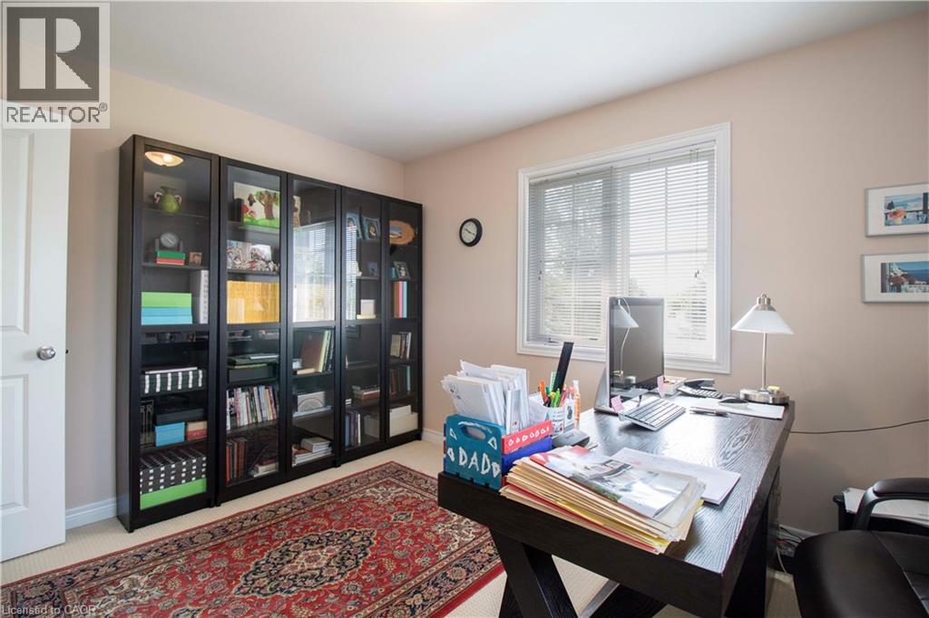 Photo 37 of 441 Stonehenge Drive Unit 30, Ancaster ON