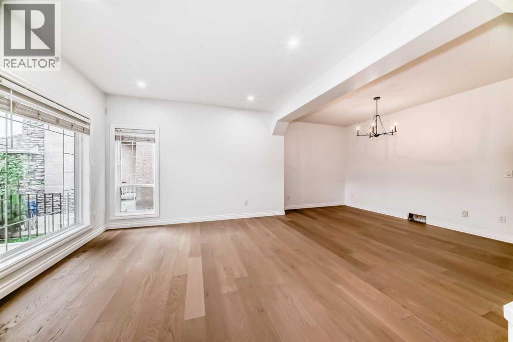 Photo 6 of 18 West Cedar Place Sw, Calgary AB