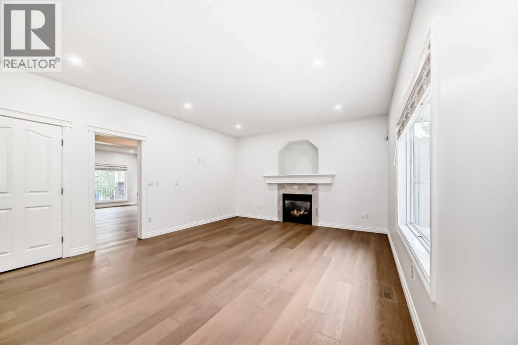Photo 8 of 18 West Cedar Place Sw, Calgary AB