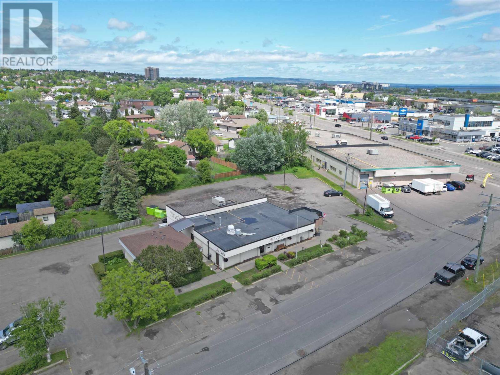 Photo 2 of 376 Lisgar Street, Thunder Bay ON