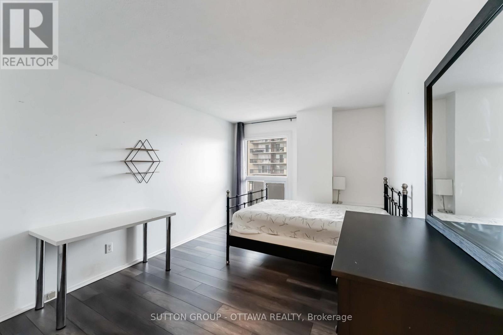 Photo 20 of 705 158 C Mcarthur Avenue, Ottawa ON