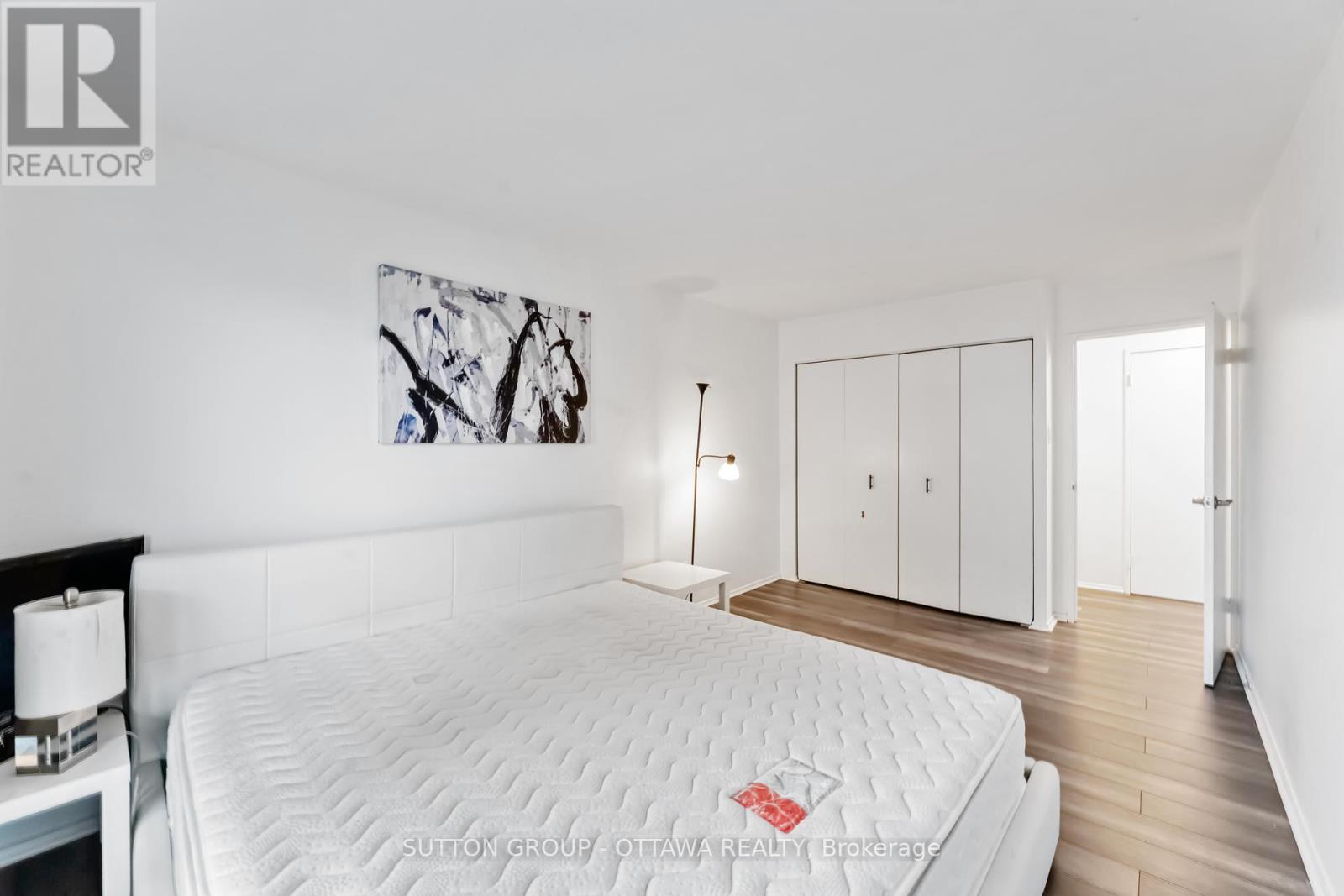 Photo 42 of 705 158 C Mcarthur Avenue, Ottawa ON