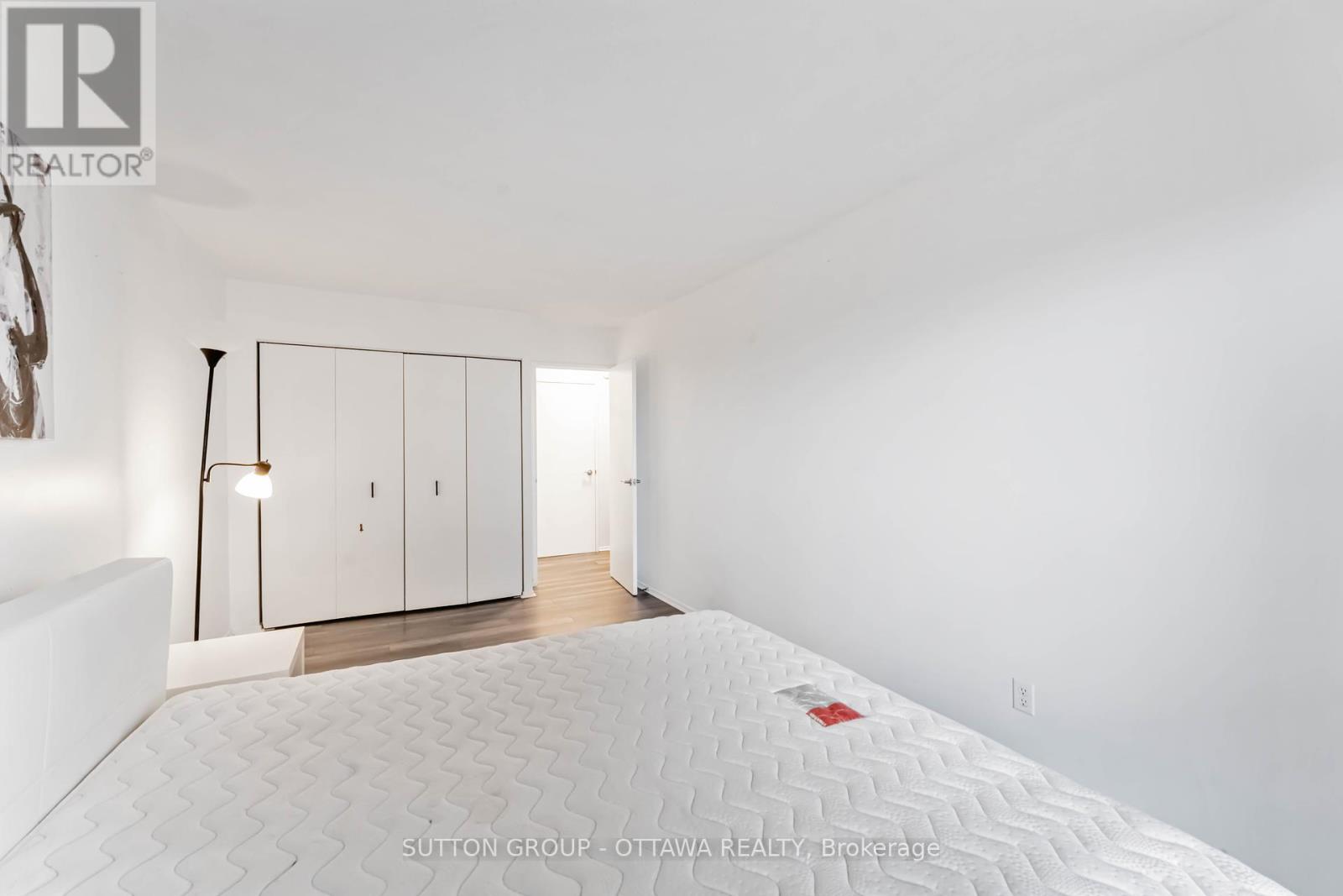 Photo 13 of 705 158 C Mcarthur Avenue, Ottawa ON