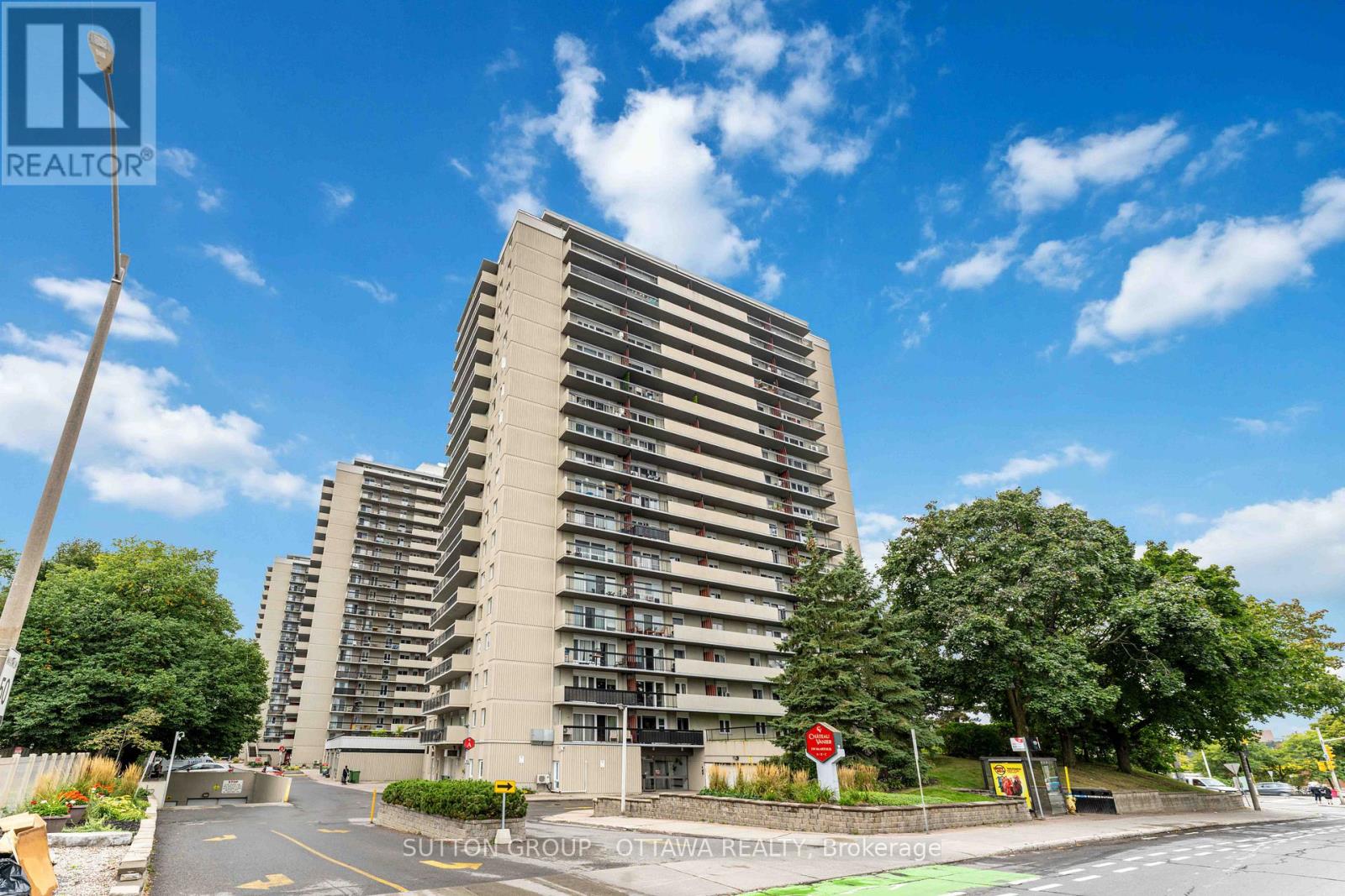 Photo 38 of 705 158 C Mcarthur Avenue, Ottawa ON