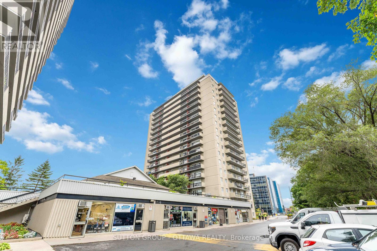 Photo 30 of 705 158 C Mcarthur Avenue, Ottawa ON