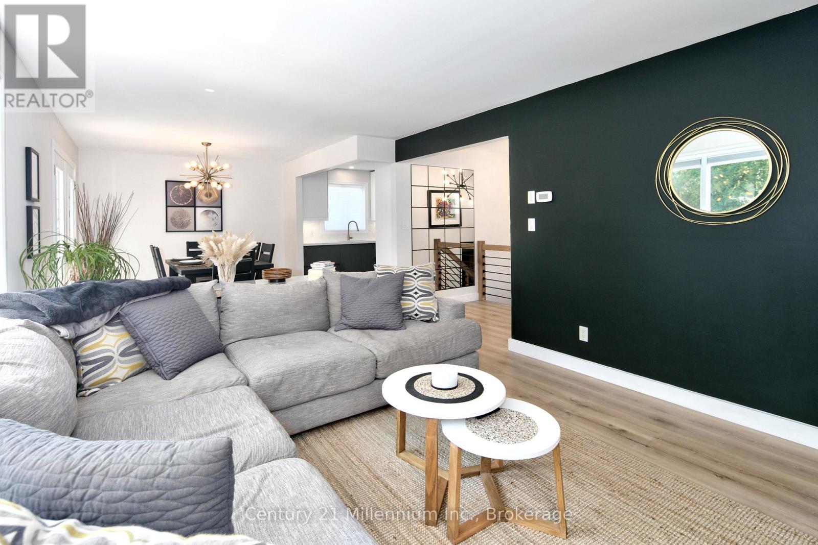 Photo 10 of 18 Bryan Drive, Collingwood ON