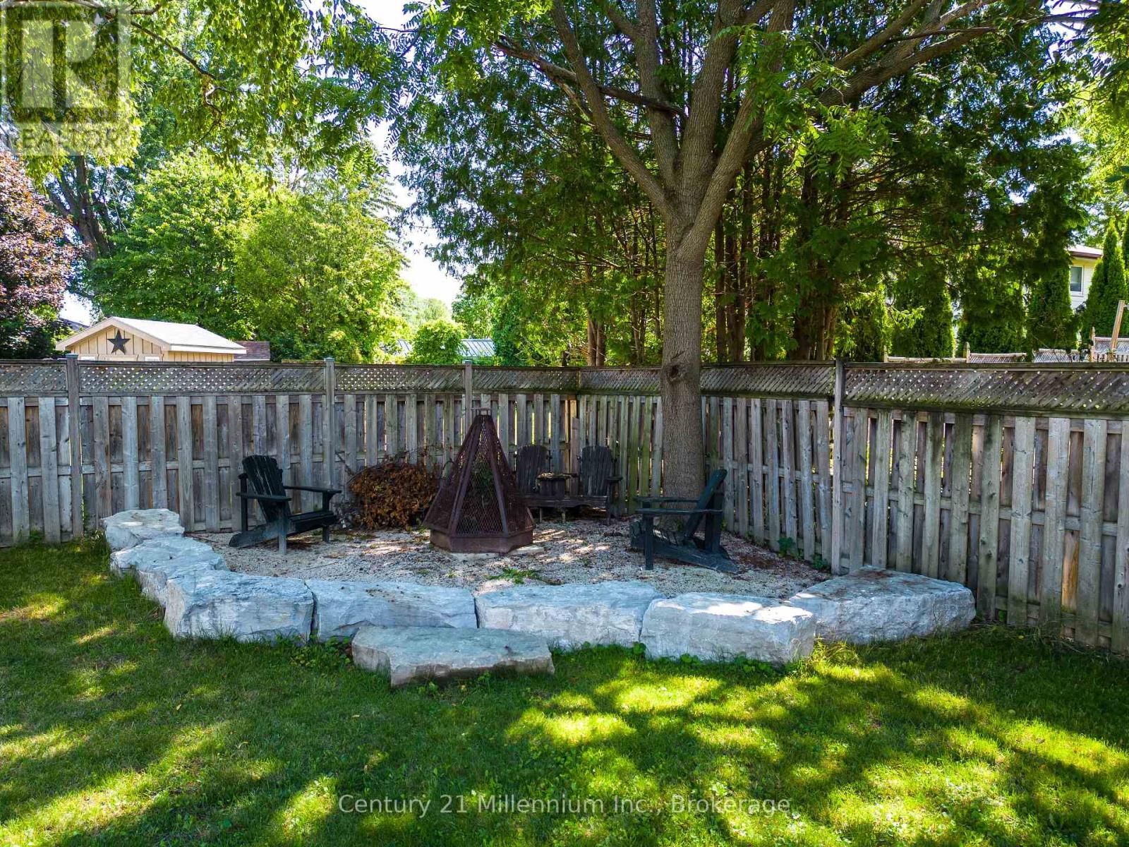 Photo 22 of 18 Bryan Drive, Collingwood ON