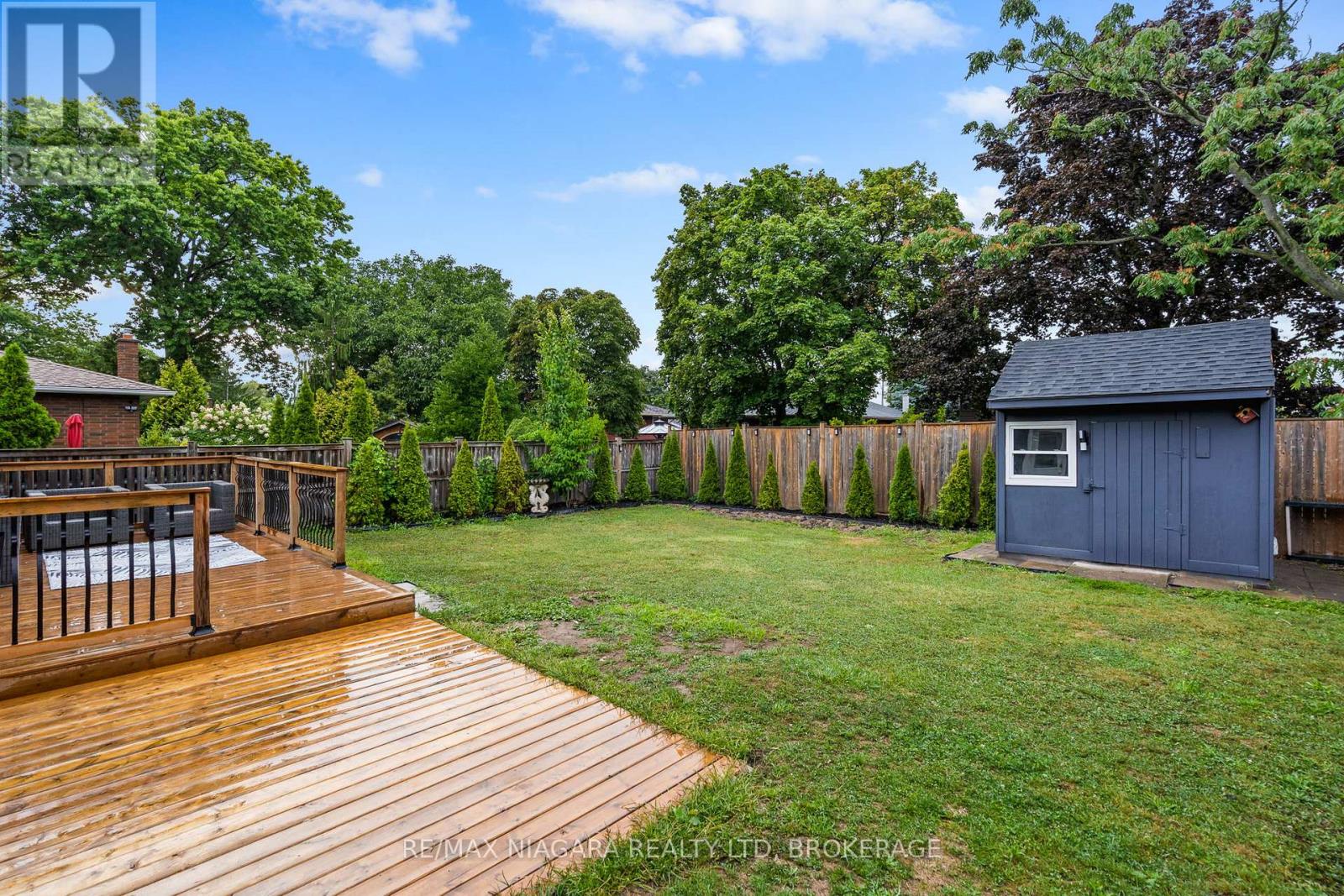 Photo 33 of 57 Woodrow Street, St Catharines ON