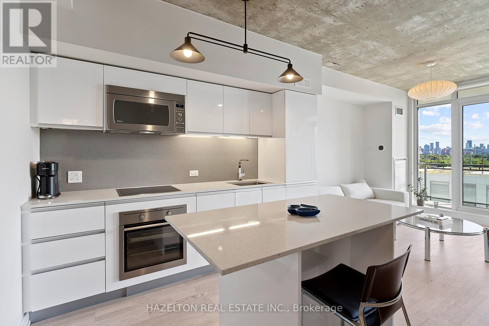 Photo 3 of 825 20 Minowan Miikan Lane, Toronto ON