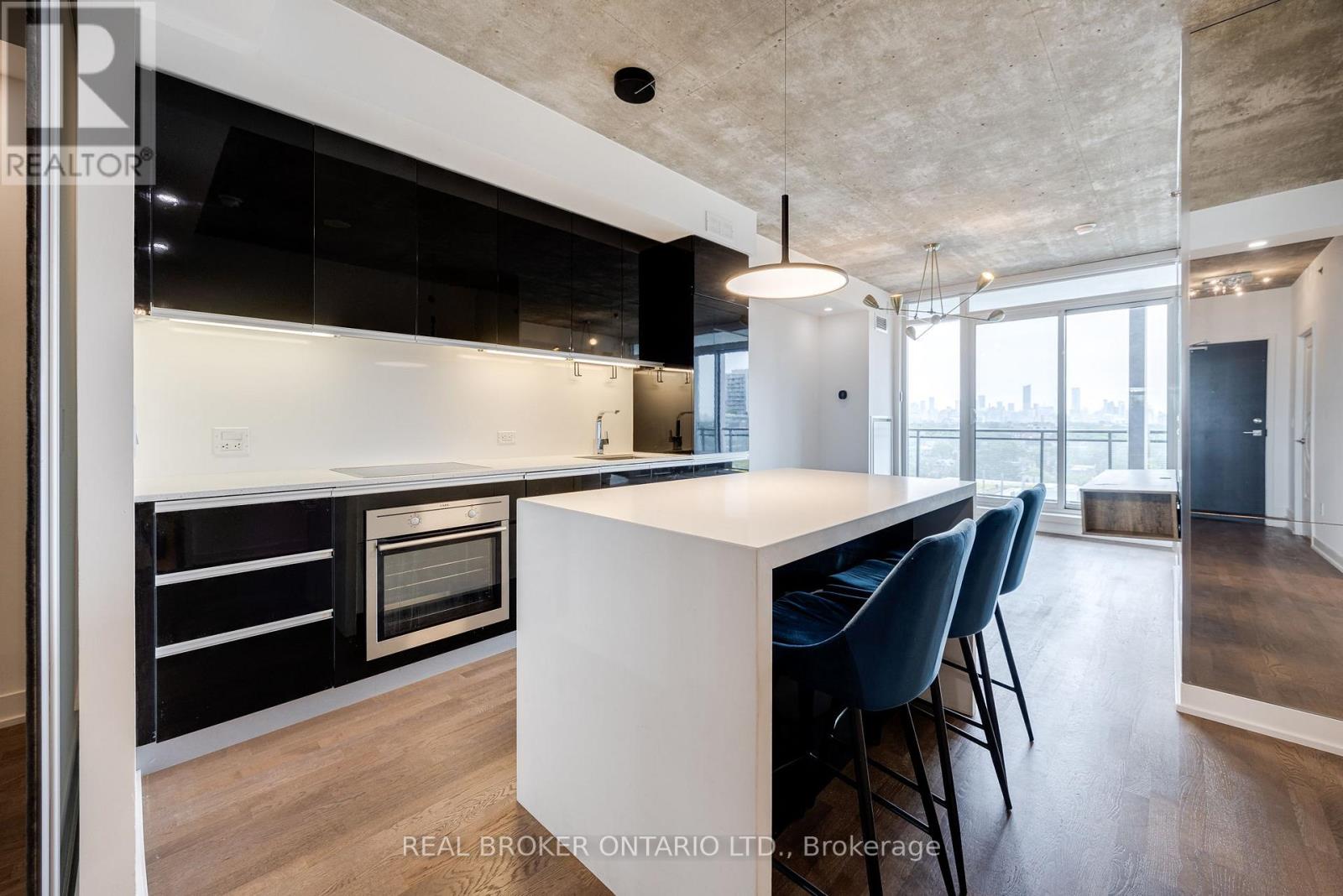 Photo 10 of 925 20 Minowan Miikan Lane, Toronto ON