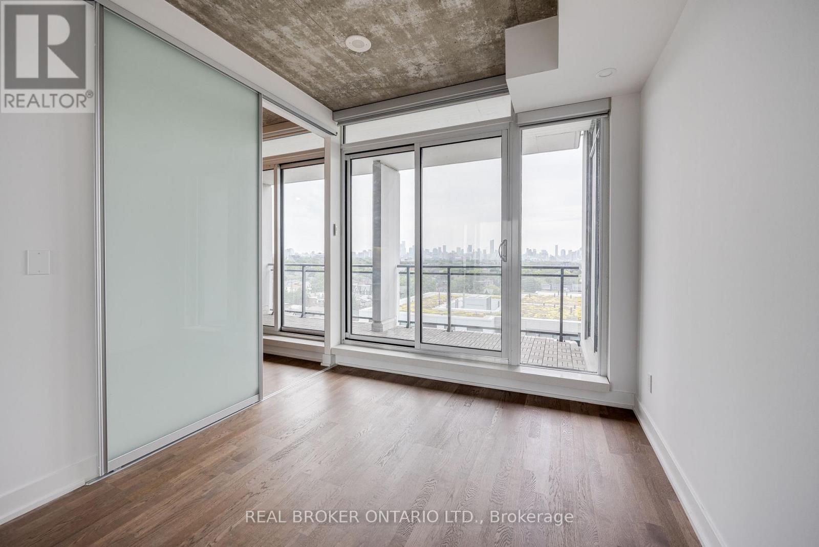 Photo 21 of 925 20 Minowan Miikan Lane, Toronto ON