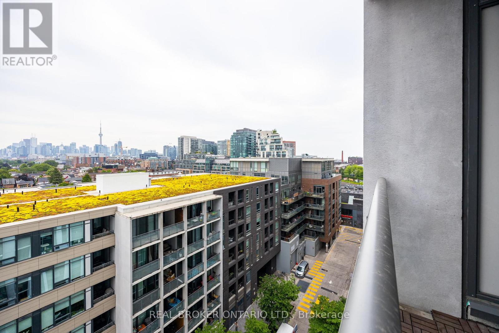 Photo 30 of 925 20 Minowan Miikan Lane, Toronto ON