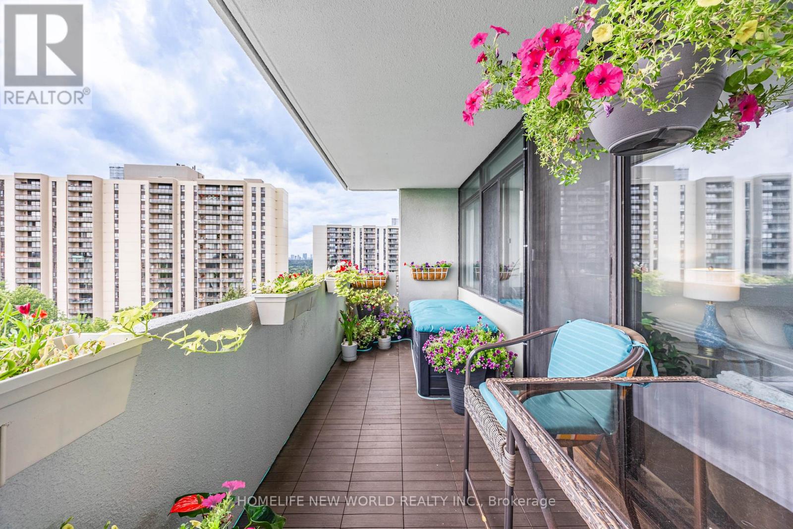 Photo 17 of 708 3300 Don Mills Road, Toronto ON