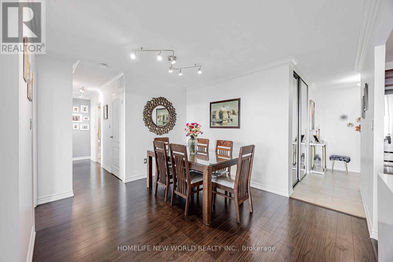 Photo 5 of 708 3300 Don Mills Road, Toronto ON