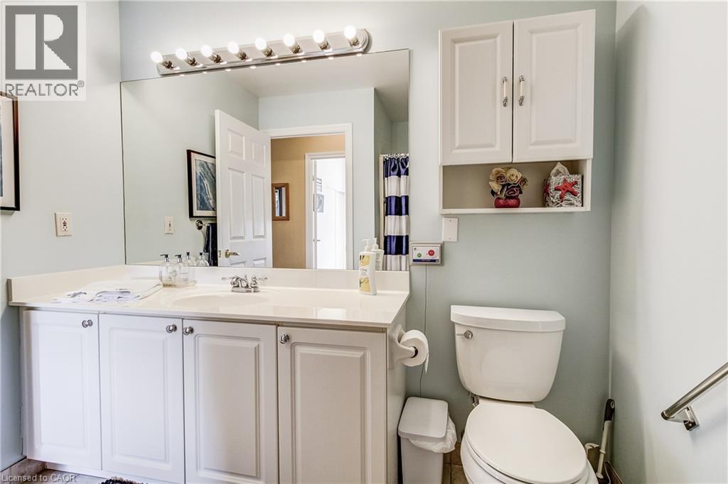 Photo 19 of 100 Burloak Drive Unit 2509, Burlington ON