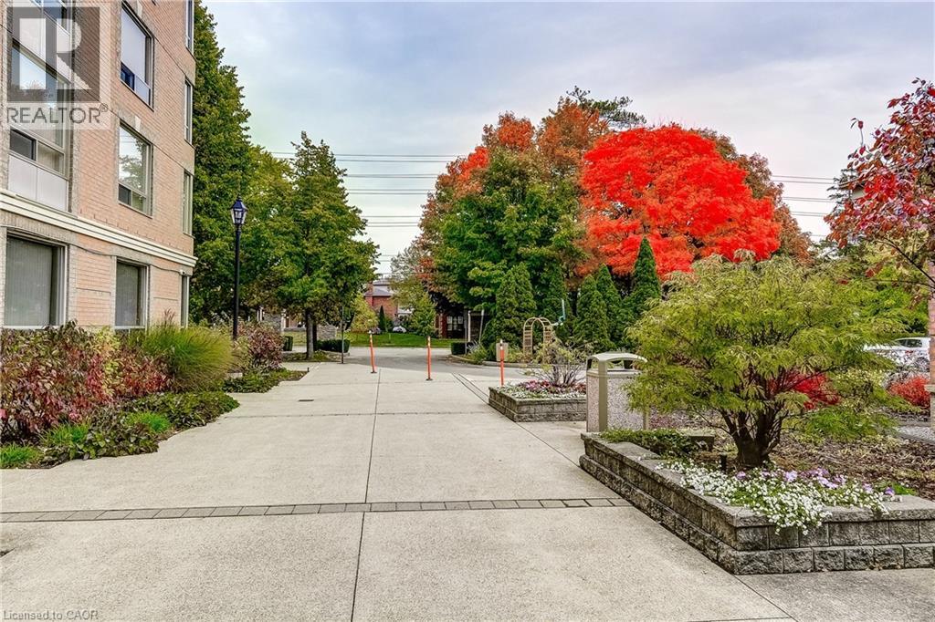 Photo 46 of 100 Burloak Drive Unit 2509, Burlington ON