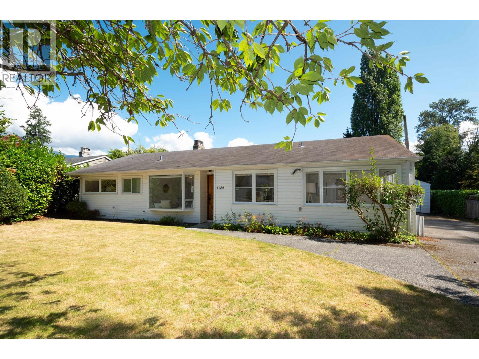 Photo 2 of 1150 Silverwood Crescent, North Vancouver BC