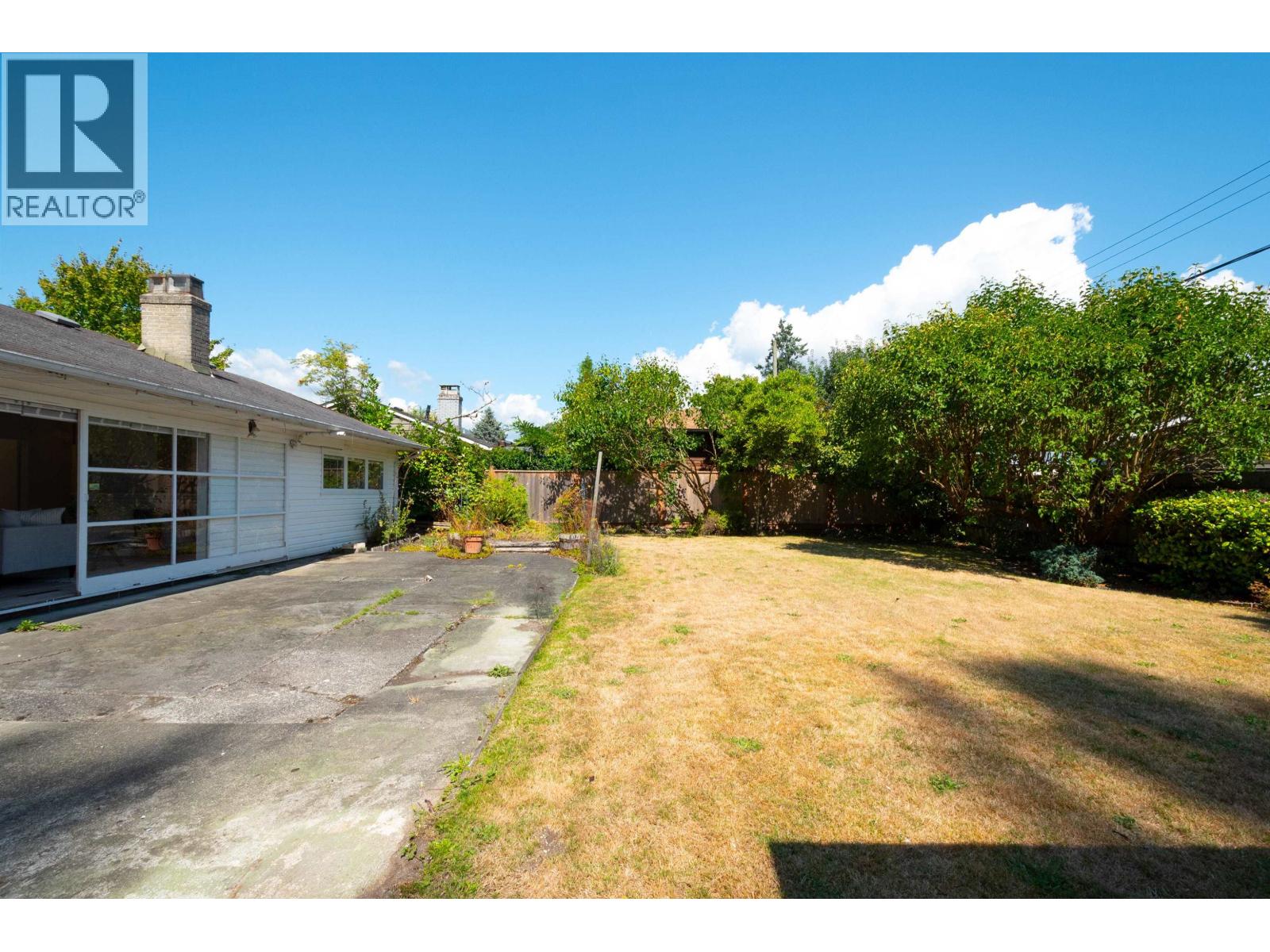 Photo 27 of 1150 Silverwood Crescent, North Vancouver BC
