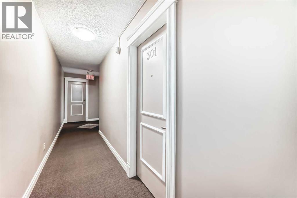 Single Family House for Sale in    Avenue SW Lower Mount Royal Calgary 