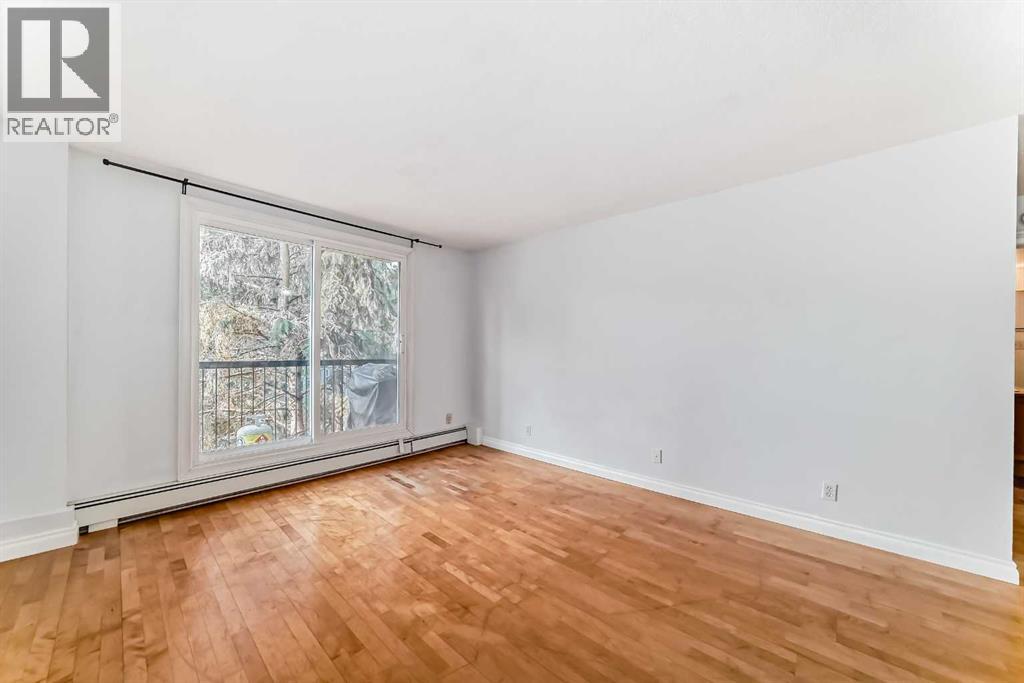 Single Family House for Sale in    Avenue SW Lower Mount Royal Calgary 