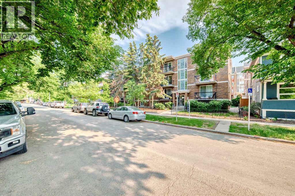 301, 835 18 Avenue SW, Calgary, Alberta