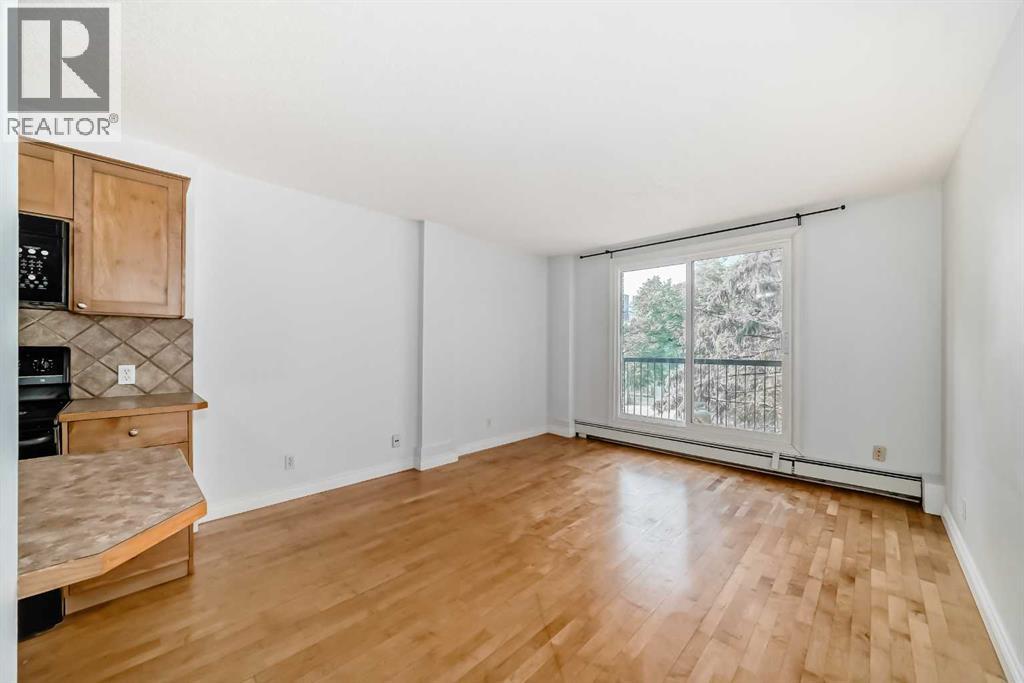 Single Family House for Sale in    Avenue SW Lower Mount Royal Calgary 