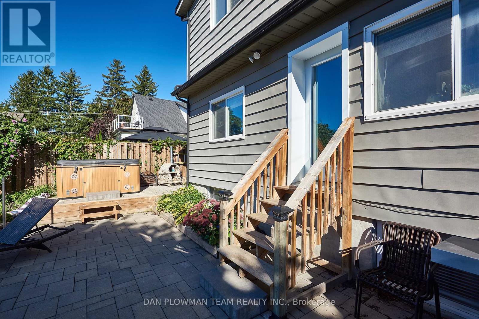 Photo 4 of 89 Church Street, Clarington ON