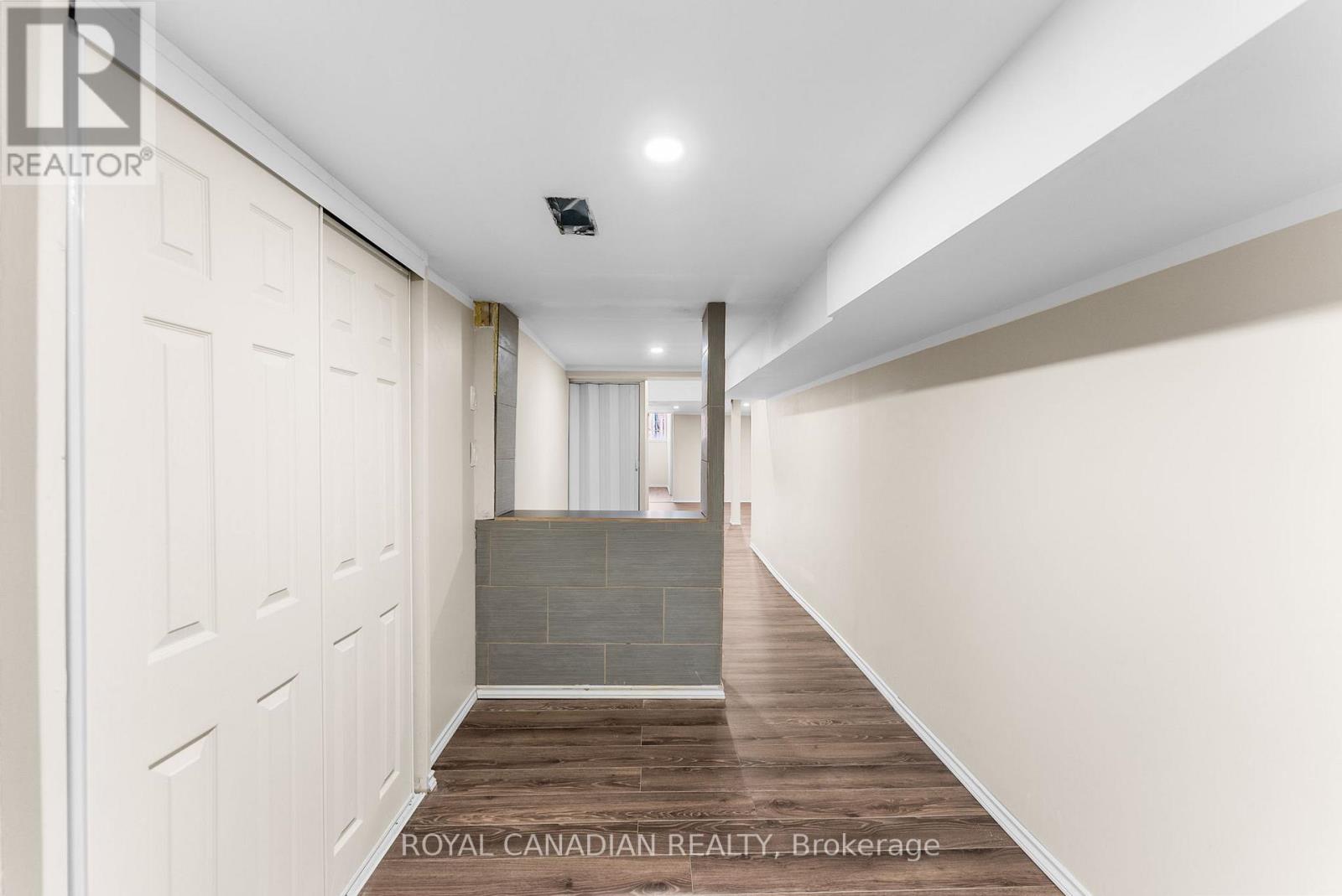 Photo 34 of 25 Brind Sheridan Court, Ajax ON