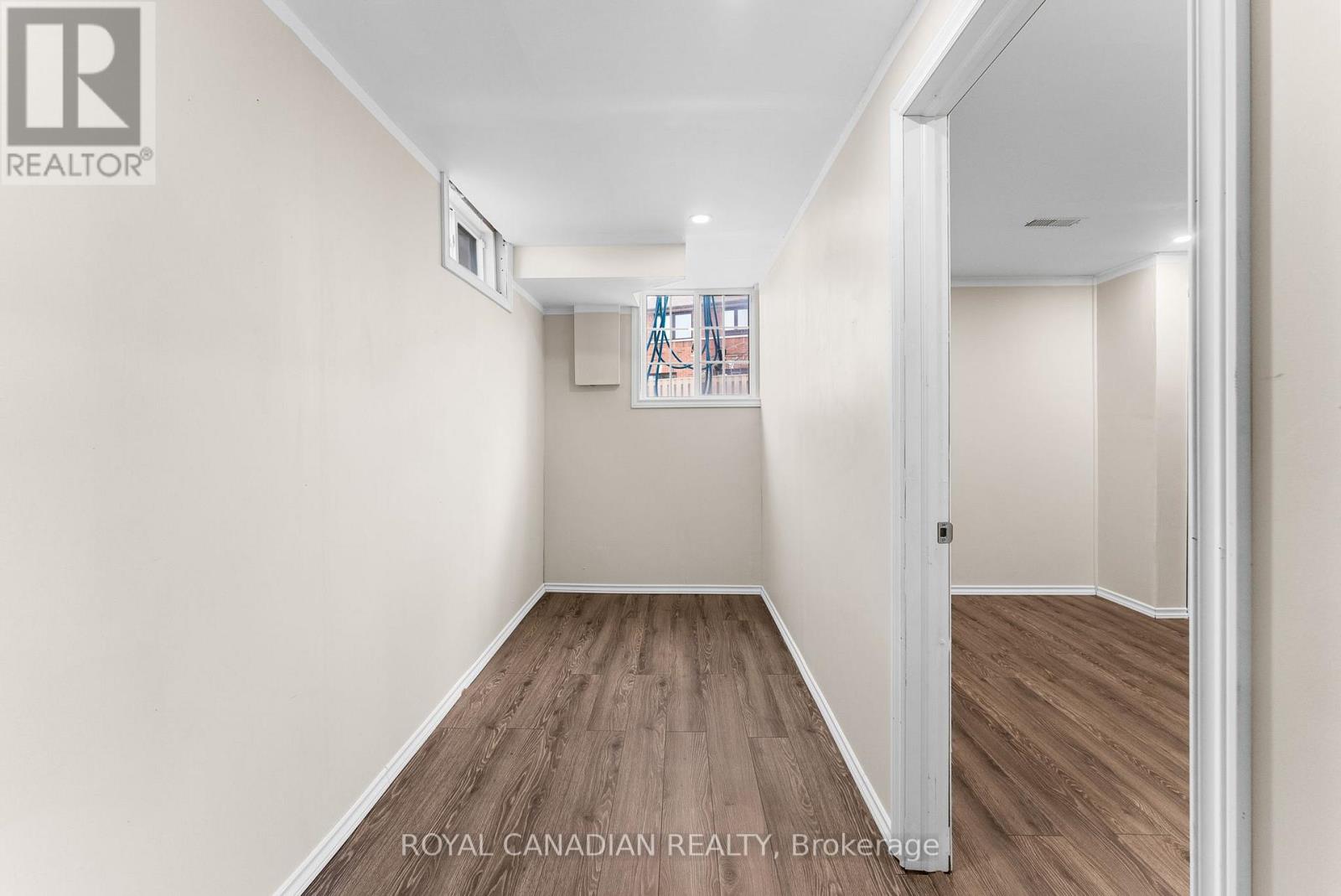 Photo 38 of 25 Brind Sheridan Court, Ajax ON