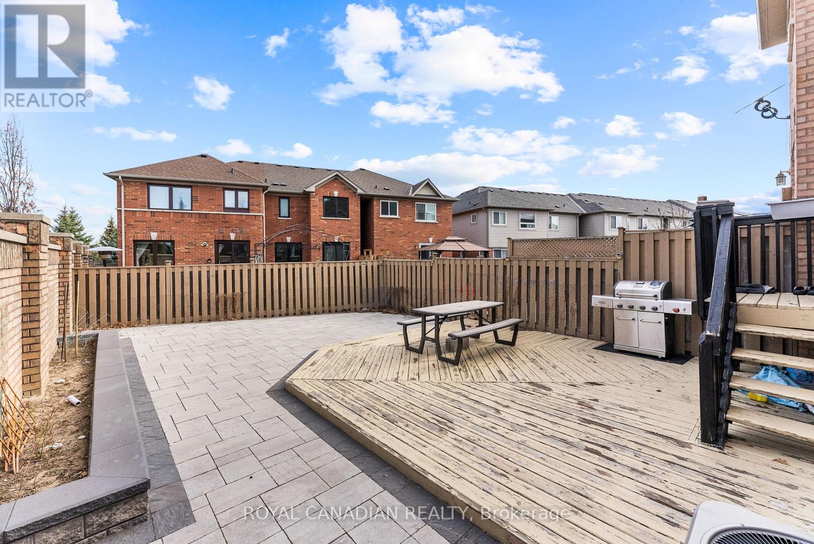 Photo 43 of 25 Brind Sheridan Court, Ajax ON