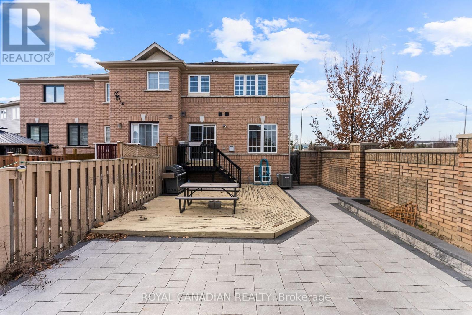 Photo 45 of 25 Brind Sheridan Court, Ajax ON