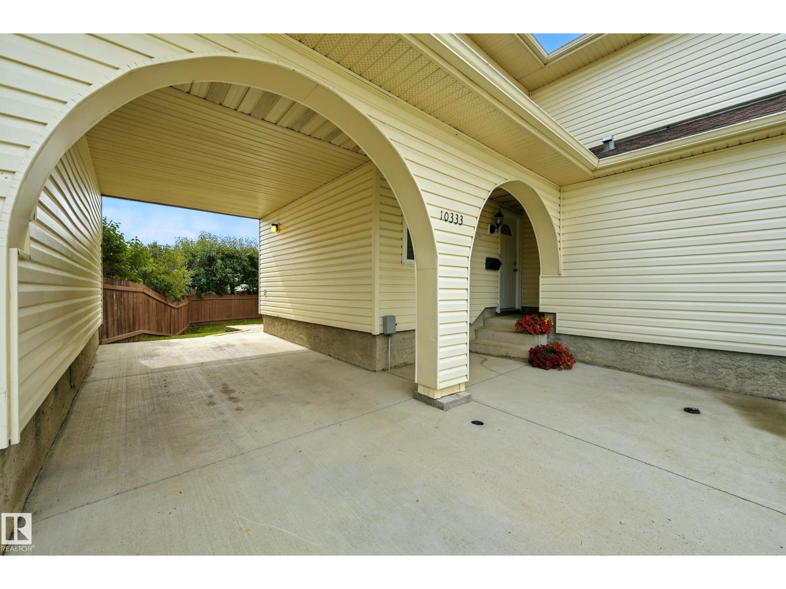 Photo 34 of 10333 172 Av Nw, Edmonton AB