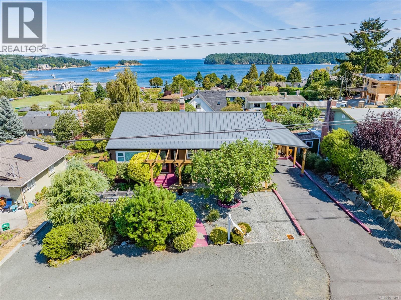 Photo 30 of 2710 Glenayr Dr, Nanaimo BC
