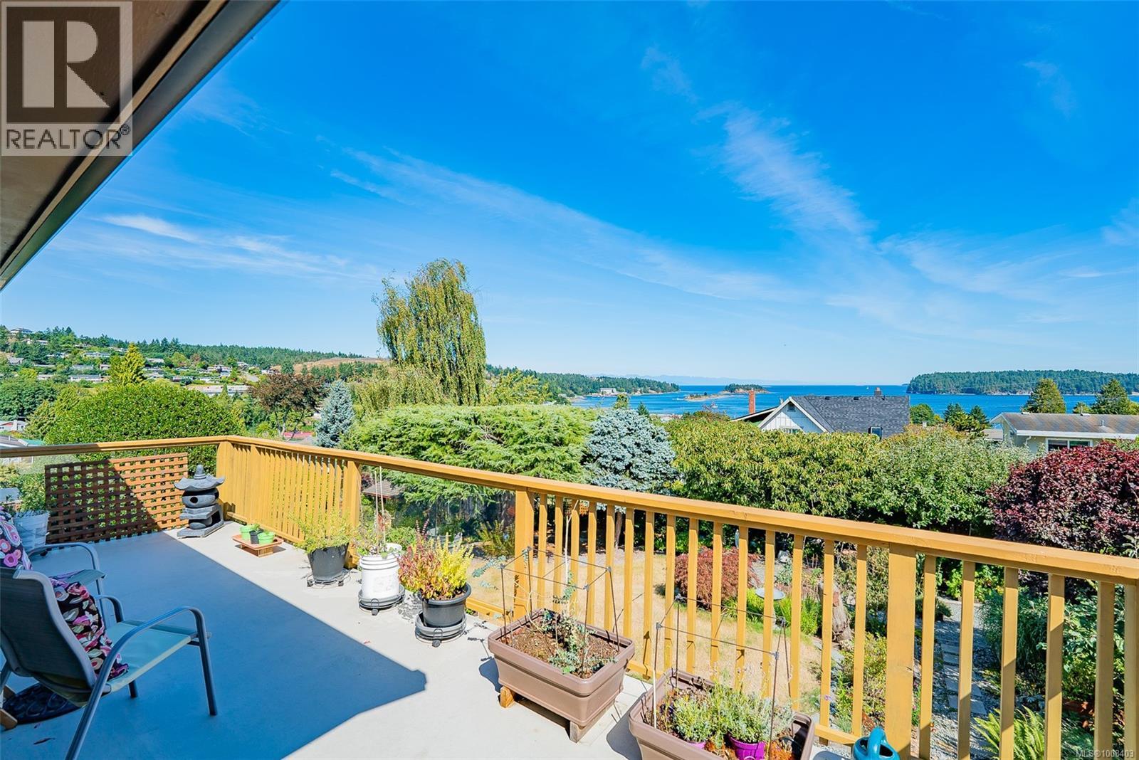 Photo 43 of 2710 Glenayr Dr, Nanaimo BC
