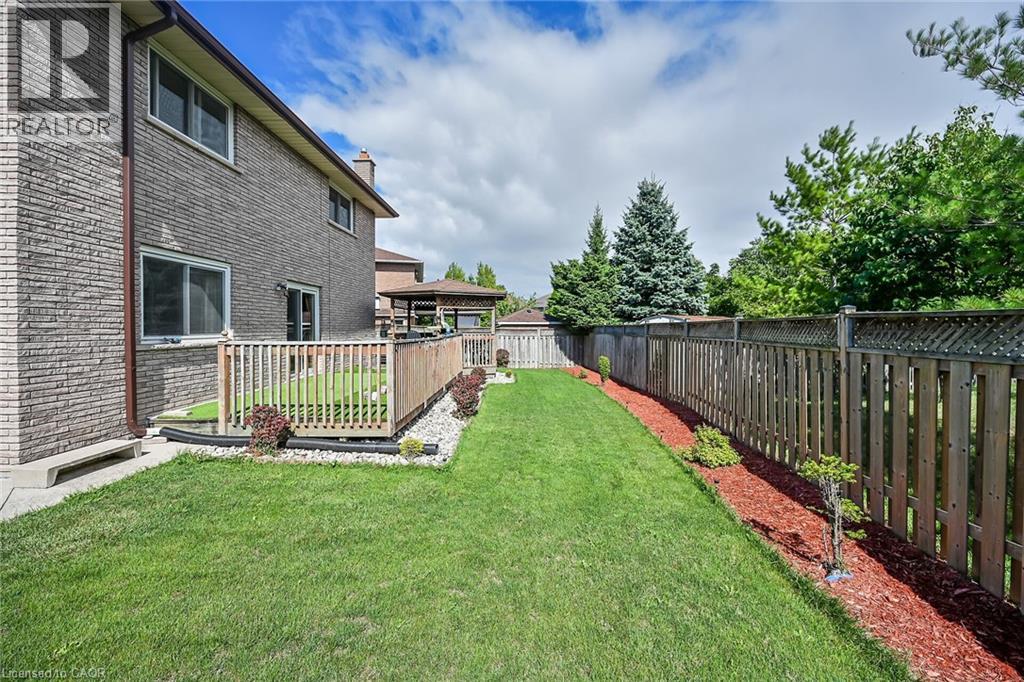 Photo 39 of 140 Solomon Crescent, Hamilton ON
