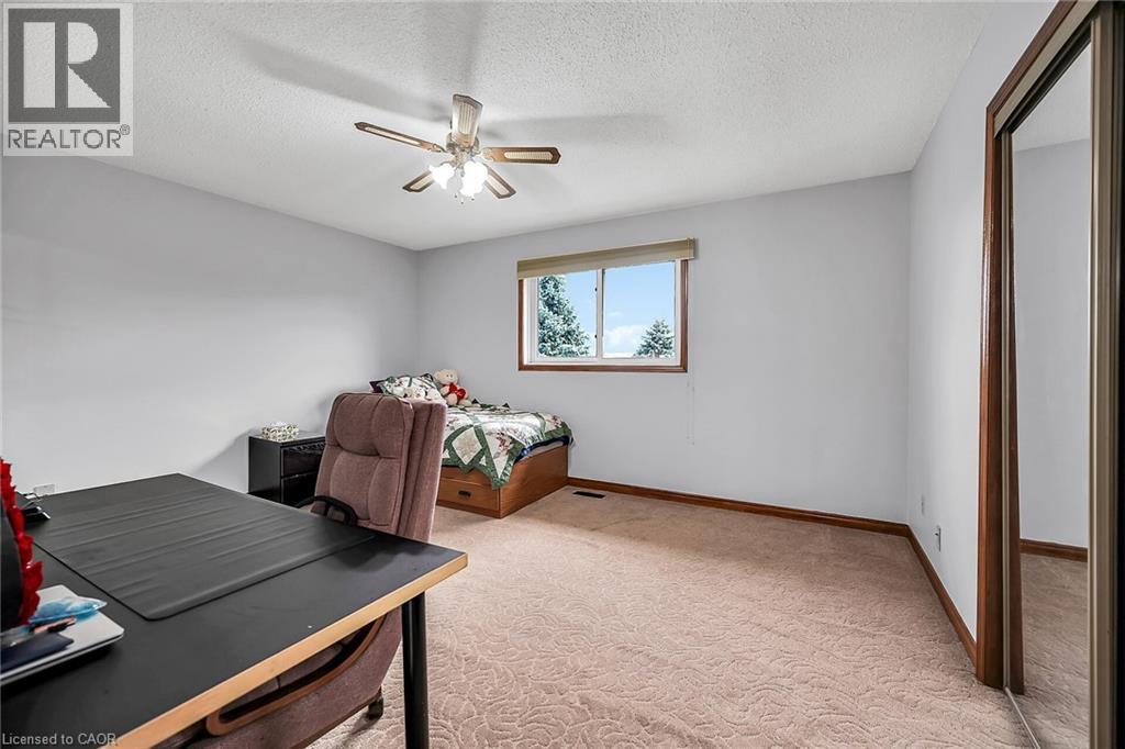 Photo 49 of 140 Solomon Crescent, Hamilton ON