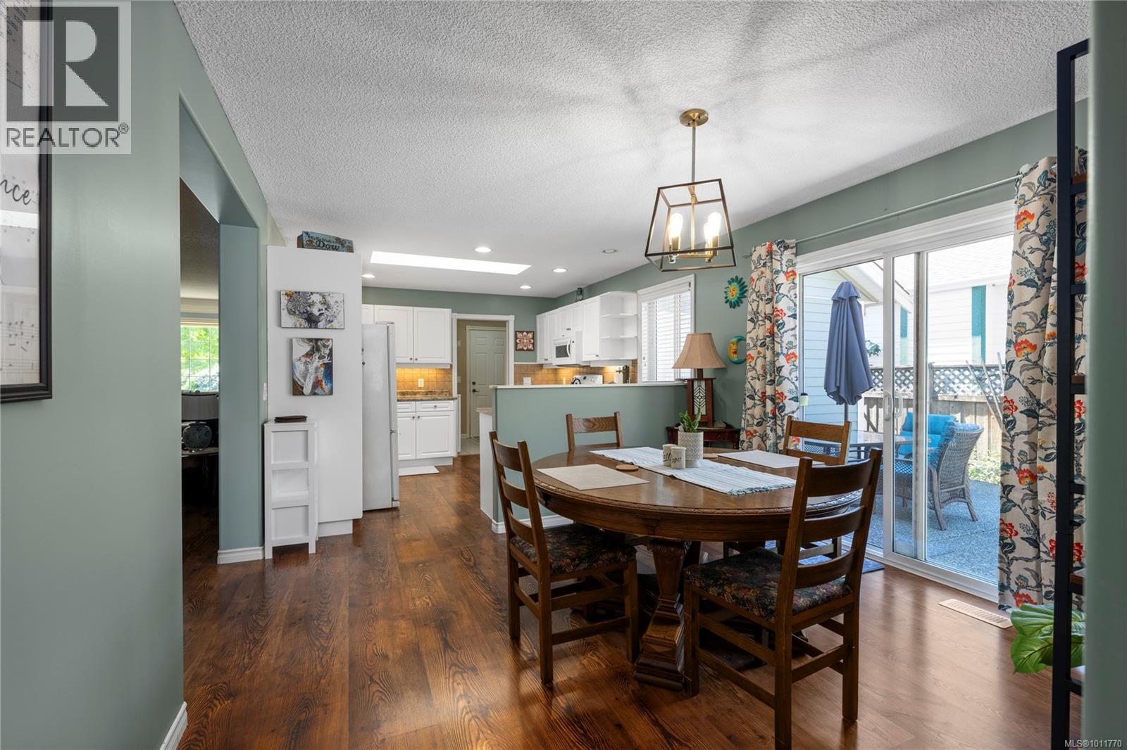 Photo 22 of 3954 Magnolia Dr, Nanaimo BC