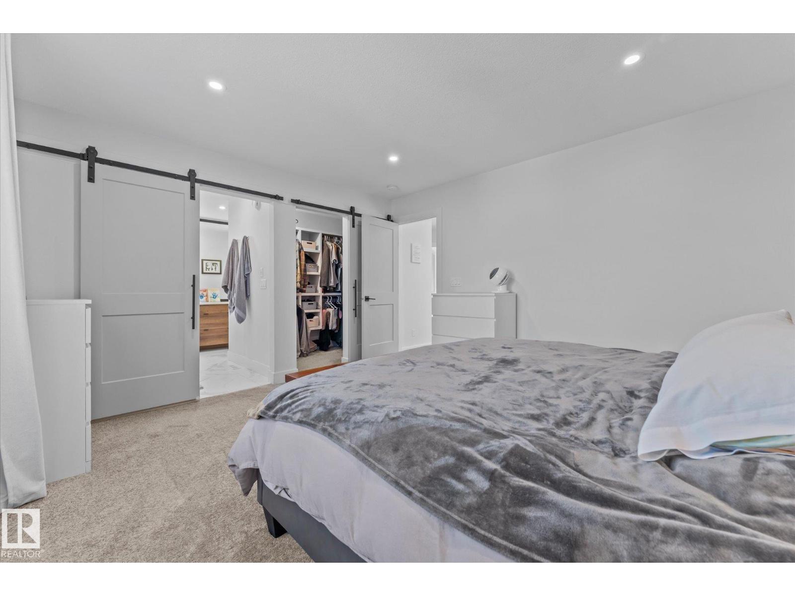 Photo 27 of 15603 64 St Nw, Edmonton AB