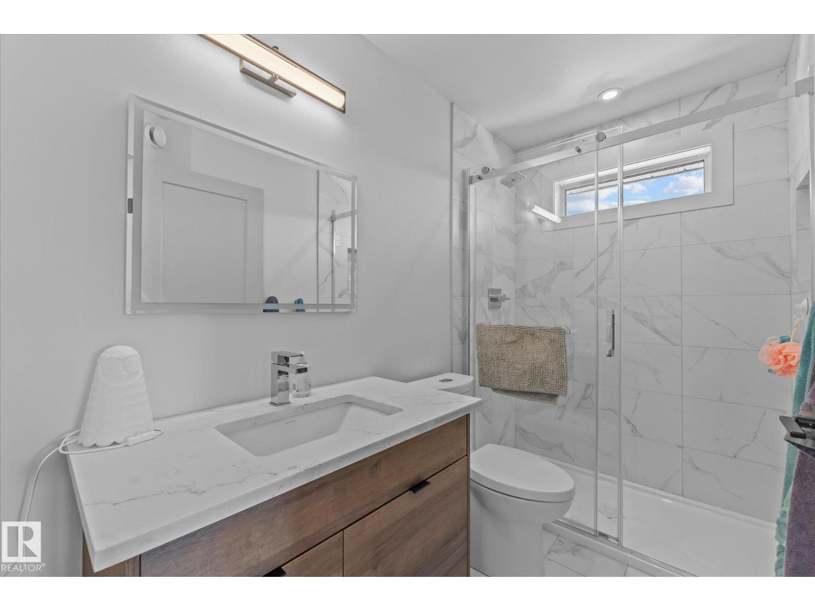 Photo 35 of 15603 64 St Nw, Edmonton AB