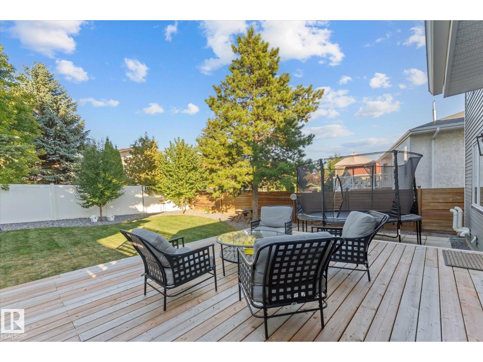 Photo 47 of 15603 64 St Nw, Edmonton AB