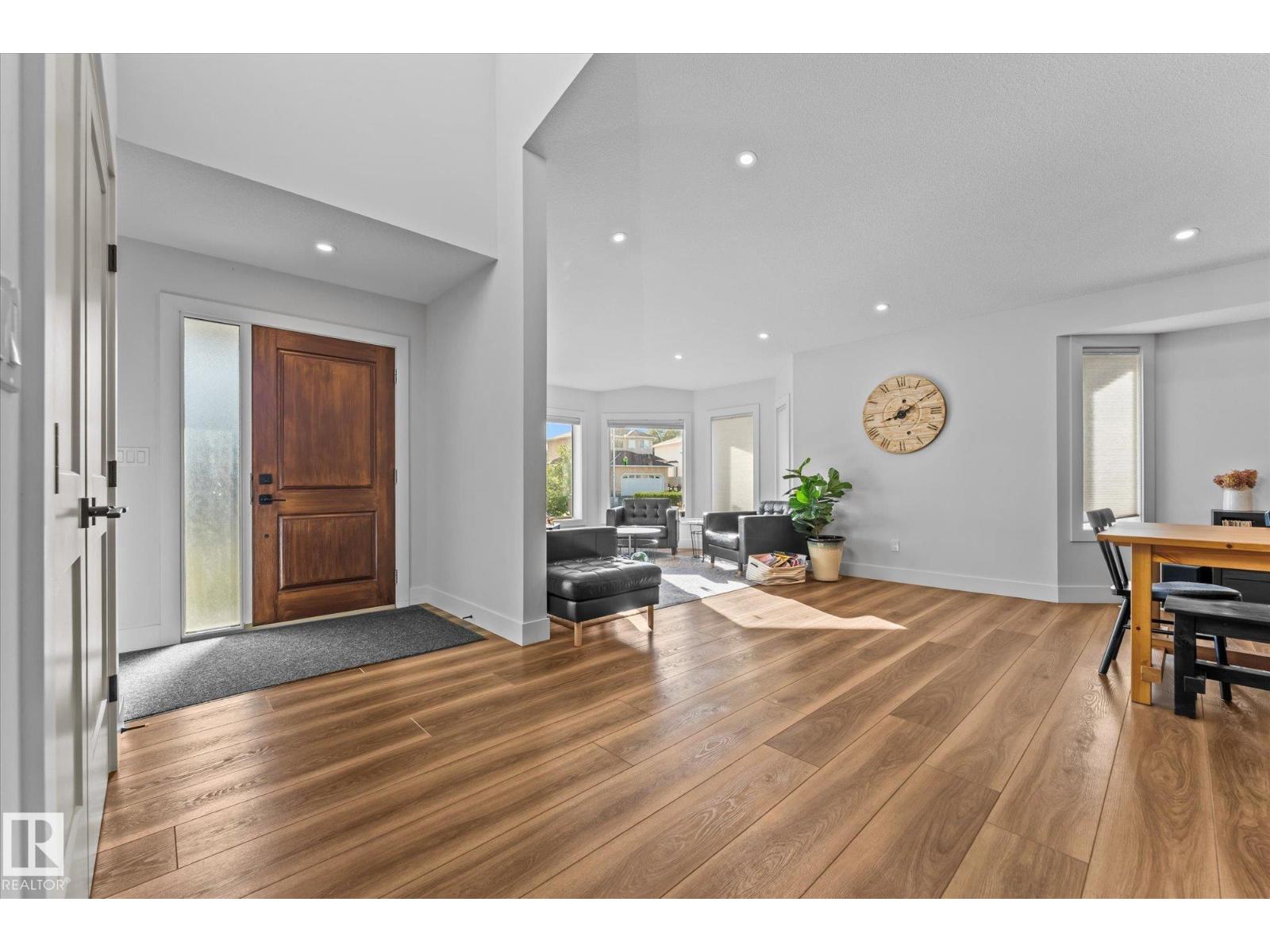 Photo 4 of 15603 64 St Nw, Edmonton AB