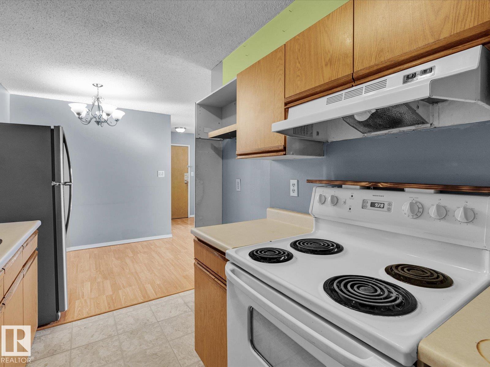 Photo 14 of 301 43 Akins Dr, St Albert AB